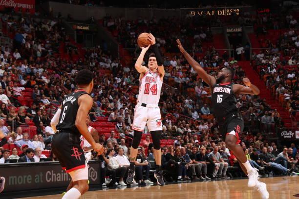 态及观众期 态及观众期