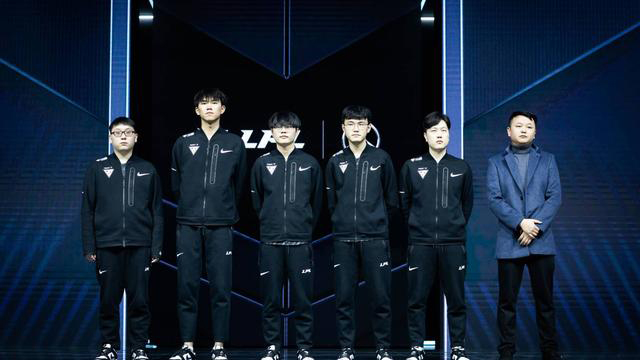 与市场层面 与市场层面