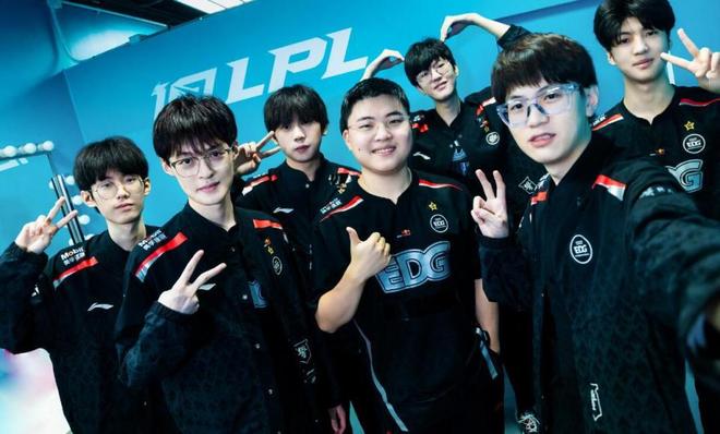 守回位不足 守回位不足